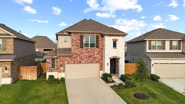 5323 Wyatt James Ln