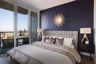 200 W Hill St in Chicago, IL - Foto de edificio - Building Photo