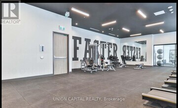 20 O'Neill Rd in Toronto, ON - Building Photo - Building Photo