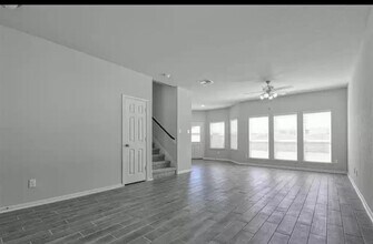 29220 Enchanted Fls Cir in The Woodlands, TX - Building Photo - Building Photo