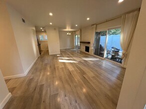 28850 Conejo View Dr in Agoura Hills, CA - Building Photo - Building Photo