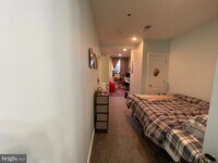 1411 W Thompson St - 20