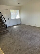 1057 Diablo Ave in Chico, CA - Building Photo - Building Photo