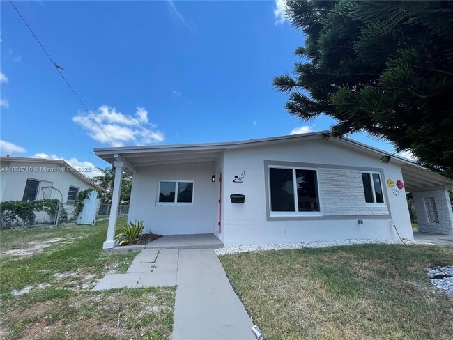 property at 631 SW 28th Terrace