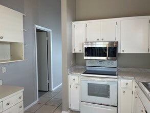 2451 E Illiana St in Orlando, FL - Building Photo - Building Photo