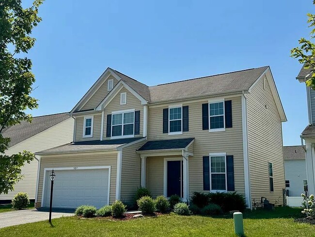 property at 107 Alderwood Cir N