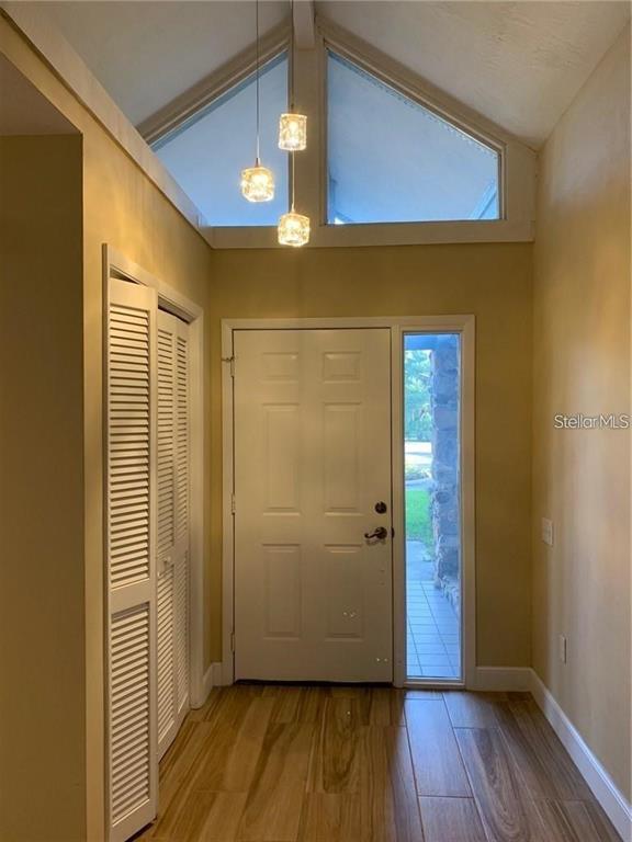 3090 Sunset Point Rd in Clearwater, FL - Building Photo - Building Photo