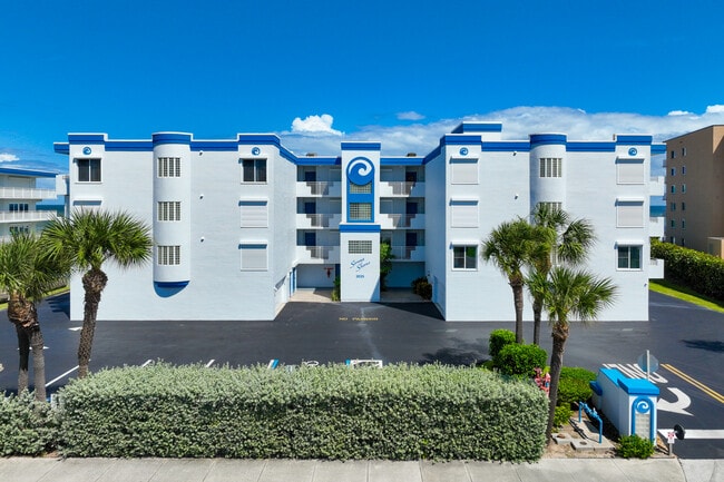 Serena Shores in Indian Harbour Beach, FL - Building Photo - Building Photo