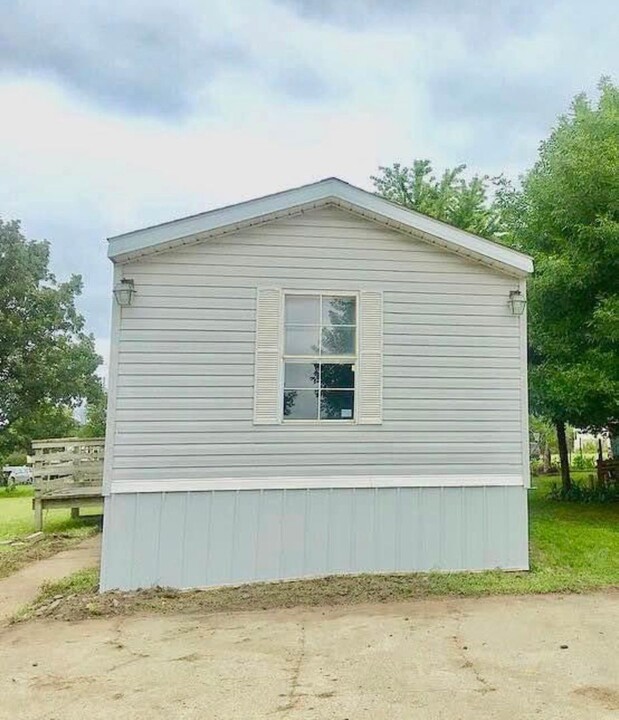 31100 653rd Ave in Maxwell, IA - Building Photo