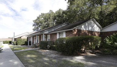 Sandridge Apartments in Fernandina Beach, FL - Building Photo - Building Photo