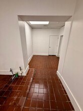 901 Brunswick Ave in Trenton, NJ - Foto de edificio - Building Photo