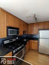 630 W Wrightwood, Unit #625-218 in Chicago, IL - Building Photo - Building Photo