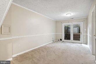 12735 Lighthouse Ln in Woodbridge, VA - Building Photo - Building Photo