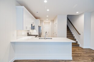 Jordans Branch Apartments in Richmond, VA - Building Photo