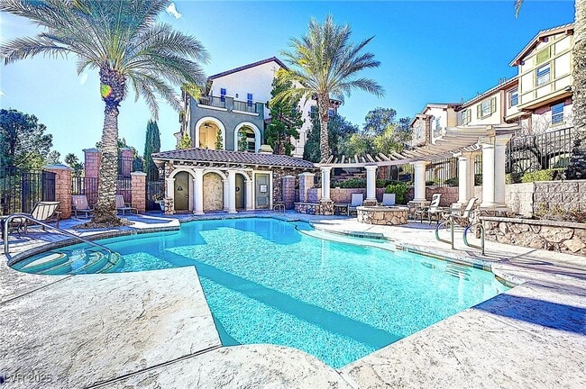 property at 45 Via Di Vita