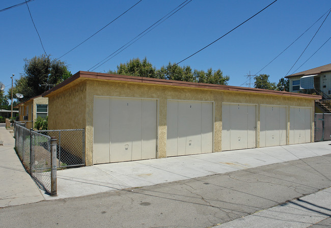 11632-11636 Garden Grove Blvd in Garden Grove, CA - Building Photo - Building Photo