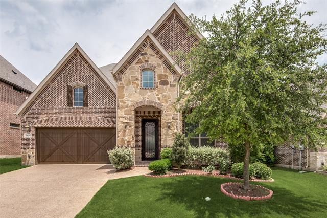 property at 2824 Earl Dr
