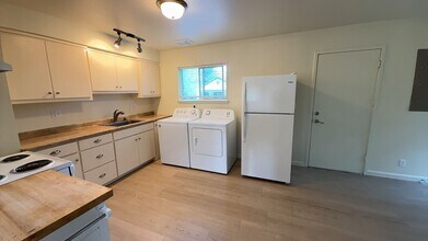 1509 Wilson St in Eugene, OR - Building Photo - Building Photo