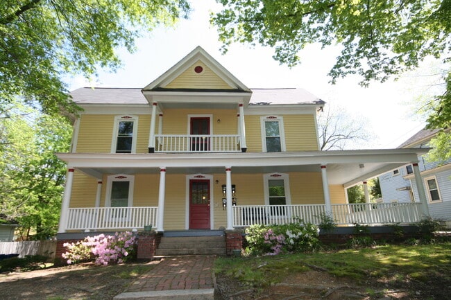 property at 818 Clarendon St