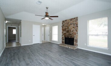 18711 Andalusian Dr in Cypress, TX - Building Photo - Building Photo