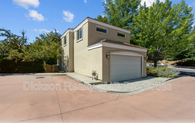 4325 Tuscany Cir in Reno, NV - Building Photo - Building Photo