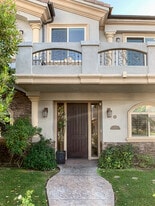 2220 Vanderbilt Ln in Redondo Beach, CA - Building Photo