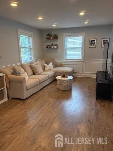 404 Walnut St in Middlesex, NJ - Building Photo - Building Photo