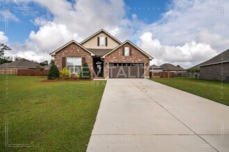 14496 Chenin Blanc Dr in Silverhill, AL - Foto de edificio - Building Photo