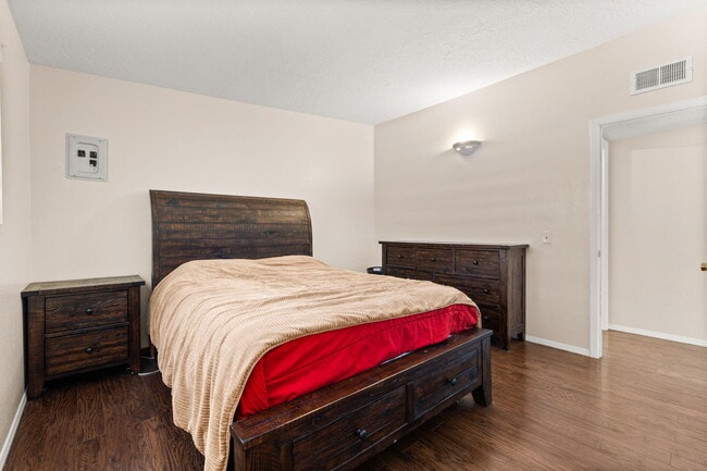 13857 N Tan Tara Dr in Sun City, AZ - Building Photo - Building Photo