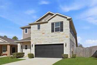 18508 Meadow Point Ln in Montgomery, TX - Building Photo - Building Photo