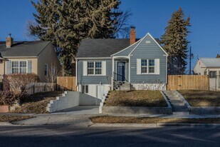 445 5th St in Idaho Falls, ID - Building Photo