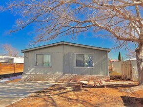 917 Castle Rock St in Page, AZ - Building Photo - Building Photo