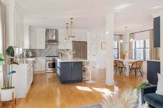 14 Kent Ct in Somerville, MA - Building Photo - Building Photo