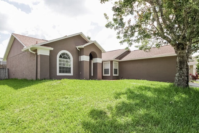 2556 Coachbridge Ct in Oviedo, FL - Building Photo - Building Photo