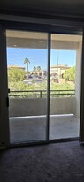 1830 N Buffalo Dr, Unit 2021 in Las Vegas, NV - Building Photo