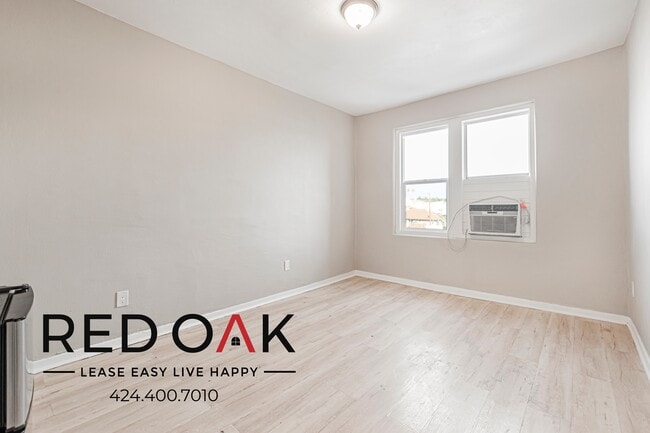 property at 2731 Beverly Blvd