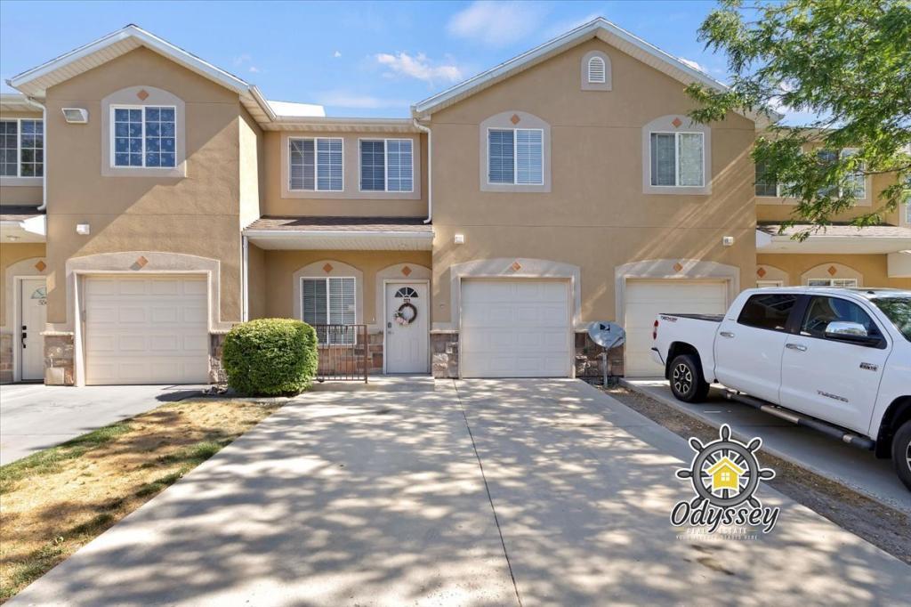 5556 Geronimo Way in West Jordan, UT - Building Photo