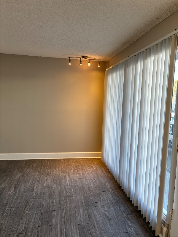 443 Occidental Dr in Oxnard, CA - Building Photo - Building Photo