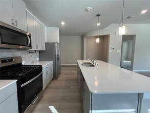 2611 Colorado Crk Dr in Crosby, TX - Building Photo - Building Photo