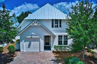 12 Cypress Cir in Santa Rosa Beach, FL - Building Photo