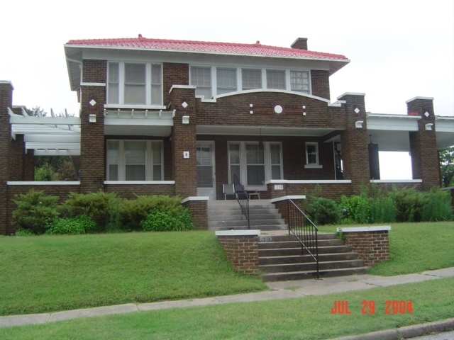 1210 NW 9th St in Oklahoma City, OK - Foto de edificio - Building Photo