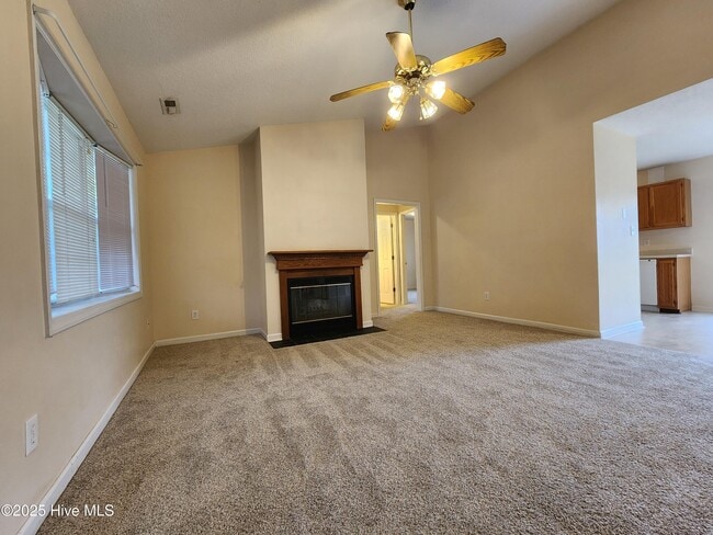 405 Alec Ct in Hubert, NC - Building Photo - Building Photo