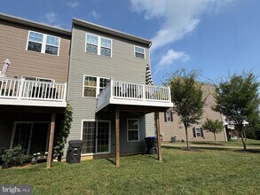 116 Mulberry Dr in Malvern, PA - Building Photo - Building Photo