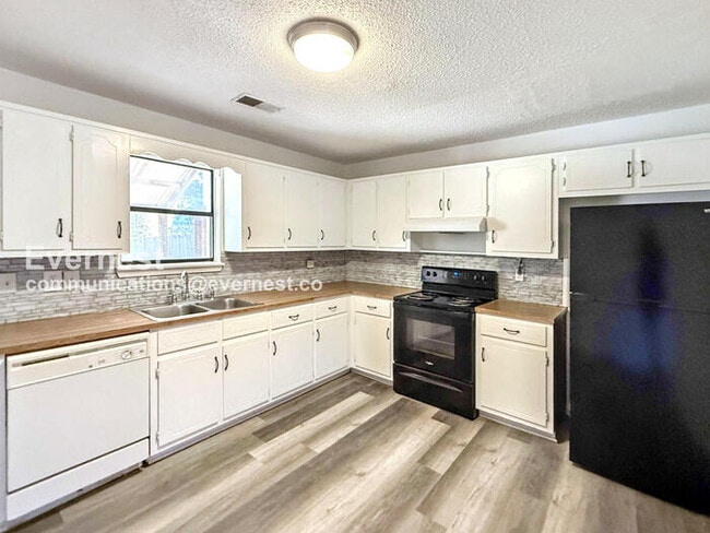 5521 St James St in Birmingham, AL - Building Photo - Building Photo