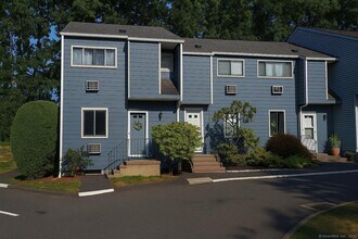 16 Donna Dr in Norwalk, CT - Building Photo - Building Photo