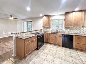 1133 Wonder Ln in Marietta, GA - Building Photo - Building Photo