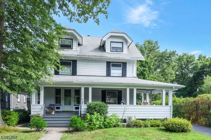 42 Norman Rd in Montclair, NJ - Building Photo
