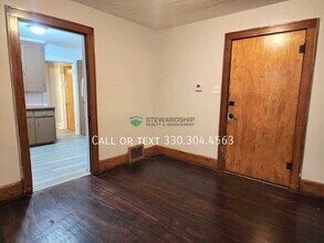 1628 E Market St in Akron, OH - Building Photo - Building Photo