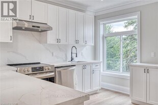 86 Wellington St S in Hamilton, ON - Building Photo