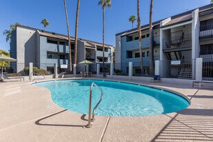 Portola East Mesa in Mesa, AZ - Building Photo